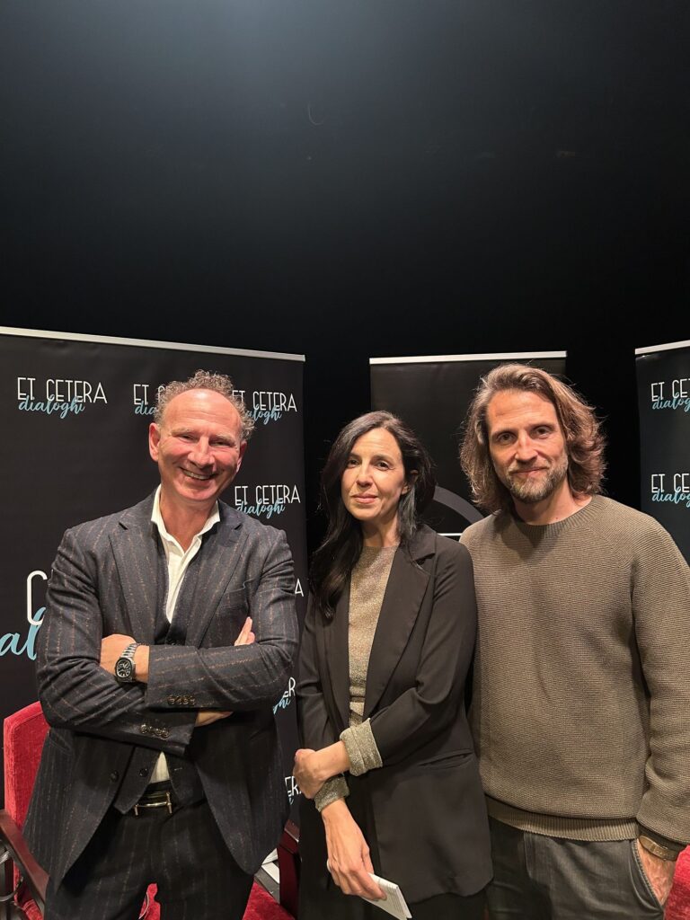 ET CETERA | Dialogy: Francesca Mannocchi a Nathan Thrall v rozhovoru s Francescem Augustem Razettem, Praha, 24. 3. 2026.