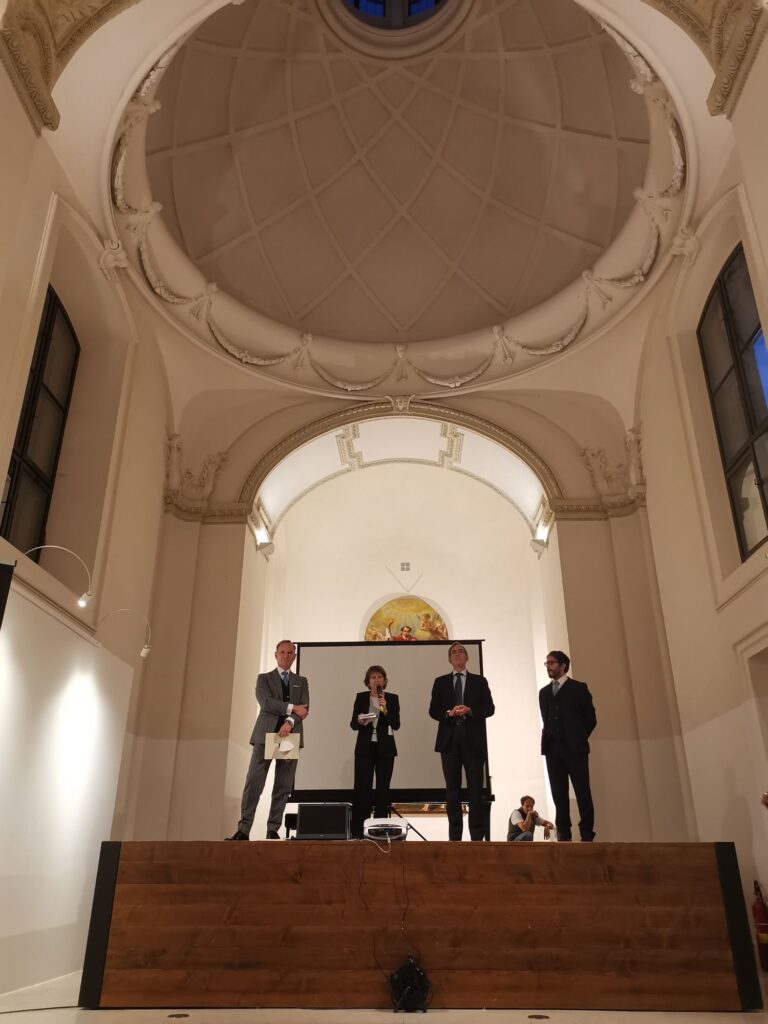 ET CETERA | ISOLATION – pohled do výstavy, Italský kulturní institut, Praha 2021.