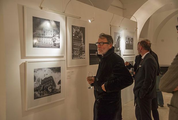ET CETERA | Italian Street Photography – pohled do výstavy, Italský kulturní institut, Praha 2016.